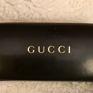 Gucci sunglasses / glasses case